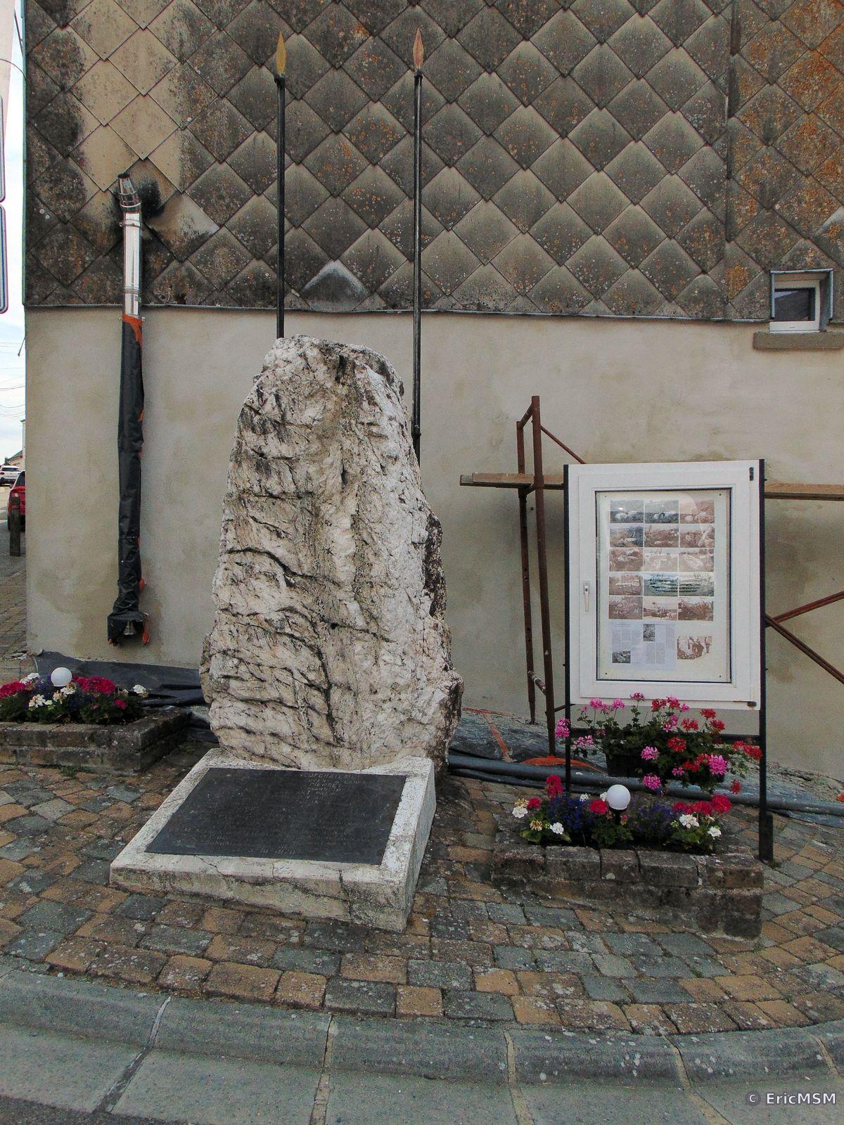 Le menhir de Neufchâteau