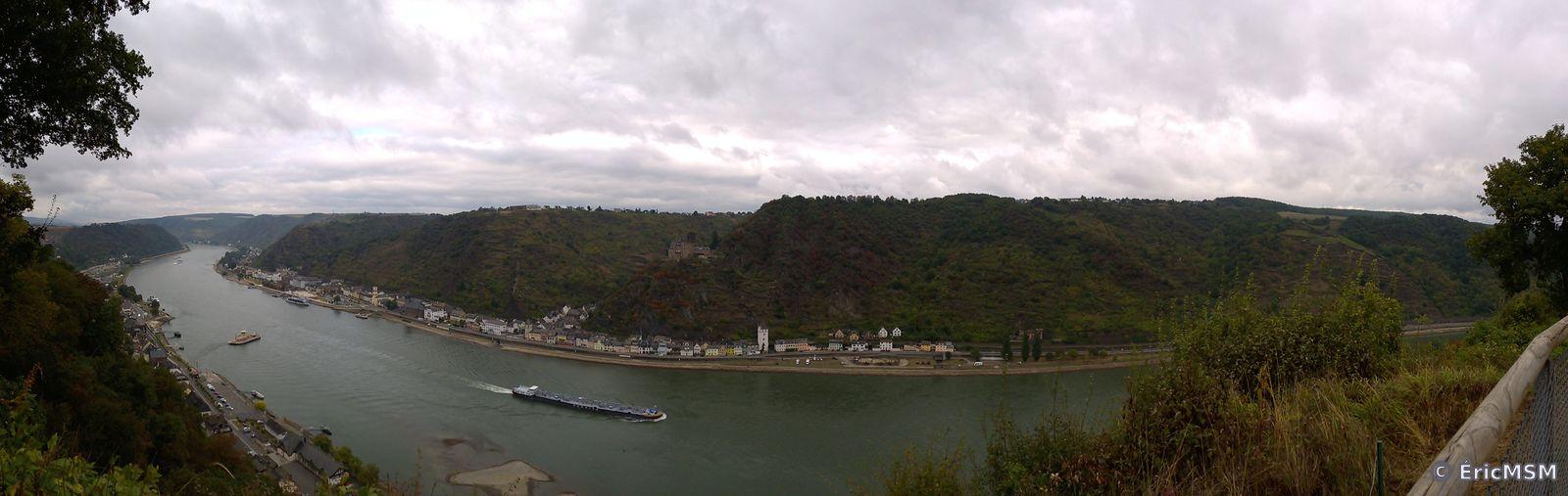 Panorama sur la vallée du Rhin sur les hauteurs de Sankt-Goar