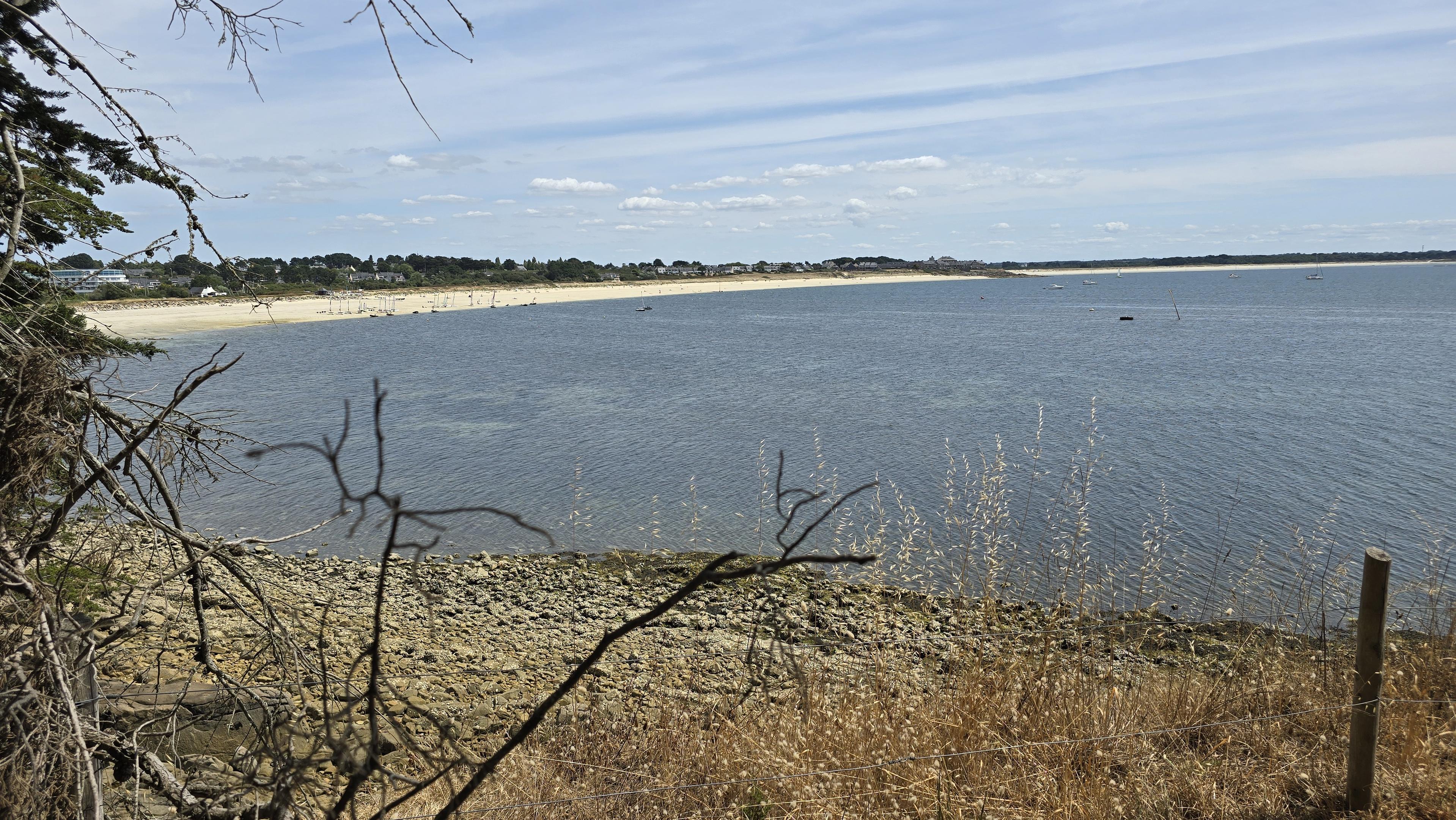 La plage du Fogeo, vers Arzon dans le Morbihan.